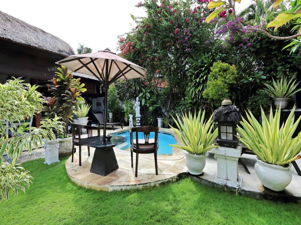 Riddi * Seminyak (Bali)