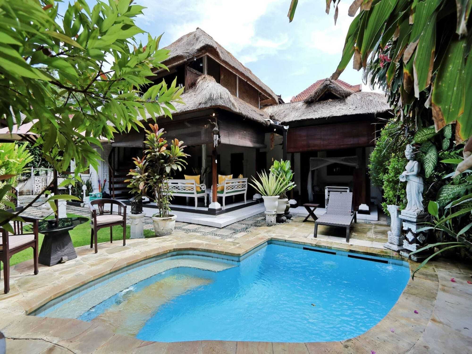 Riddi * Seminyak (Bali)
