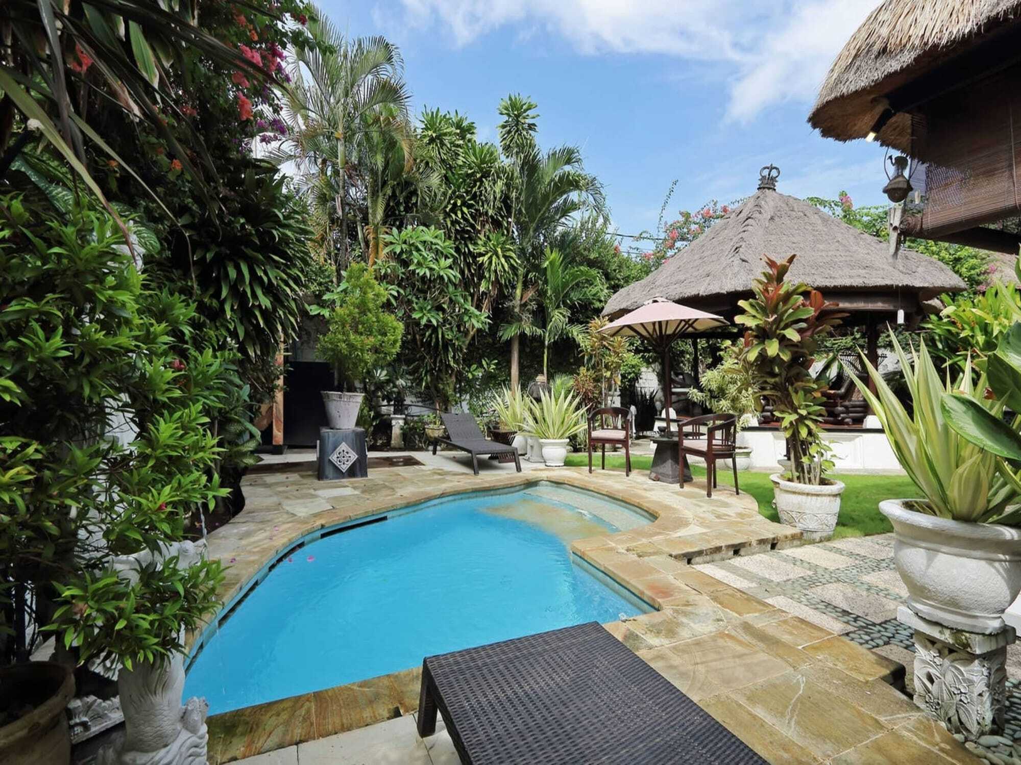 Riddi * Seminyak (Bali)